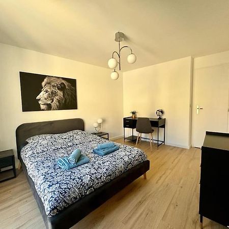 Appartement Lumineux Avec Terrasses Le Luc Luaran gambar