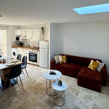 Appartement Lumineux Avec Terrasses Le Luc Luaran gambar